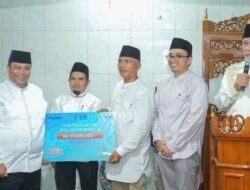 Safari Ramadan Gubernur Sumbar di Solok Serahkan Bantuan Ratusan Juta
