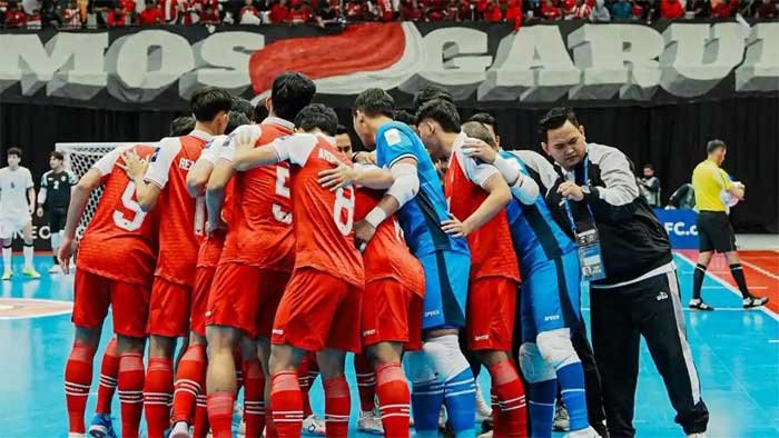 Timnas Futsal Indonesia lolos ke semifinal setelah menumbangkan Vietnam 3-2.
