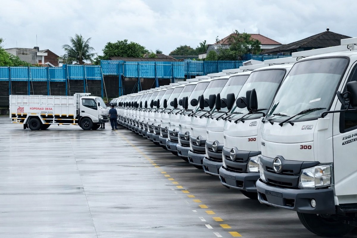 Hino Pasok 10 Ribu Truk untuk Koperasi Desa Merah Putih.