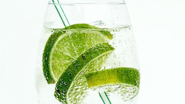 Ada banyak efek kesehatan yang bisa terjadi jika minum soda setiap hari.