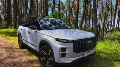 SUV Hybrid Jaecoo J7 SHS Tunjukkan Efisiensi Tinggi dan Fitur Canggih di Berbagai Medan