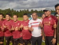 Pesta Gol Legend di Hari Fitri: Nostalgia Gengsi dan Persaudaraan Meledak di Lapangan Josal FC Kota Pariaman