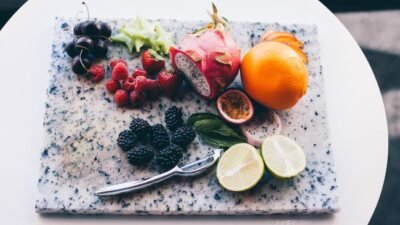 Buah dan Sayur Cepat Busuk? Coba 6 Cara Penyimpanan Ini