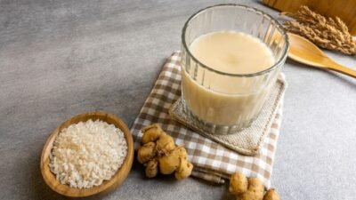 Jamu Beras Kencur, Resep Lengkap dan Manfaat Kesehatannya