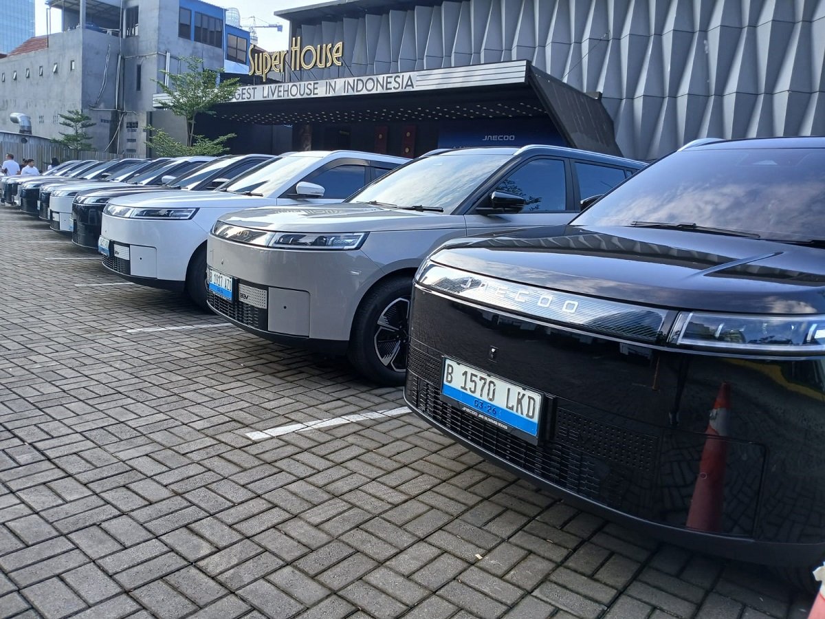 Daftar Mobil Listrik yang Paling Diminati Maret 2026.