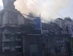 Rumah Heri Purwanto Terbakar di Mojokerto, Ponsel Saat Di-Charge Diduga Jadi Pemicu Api