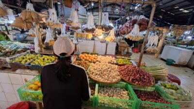 Harga Daging Ayam dan Telur Turun, Cabai Masih Bertahan Tinggi.