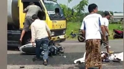 Insiden Lalu Lintas di Jombang, Motor dan Truk Benturan Keras