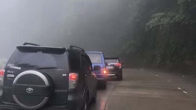 Polresta Padang Siagakan Personel, Jalur Padang–Solok Masih Macet Imbas Kabut Tebal
