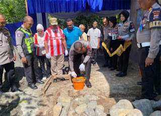 Ditlantas Polda Sumbar Bedah Rumah Warga Kurang Mampu.