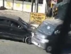 CCTV Rekam Aksi Tabrak Lari Xenia di Bondowoso