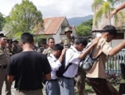 Bolos Sekolah, 10 Pelajar Dibina Satpol PP Padang