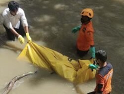 Pria 81 Tahun Ditemukan Meninggal di Tepi Sungai Batang Binguang, Keluarga Masih Ditelusuri