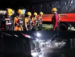 Debit Sungai Meluap dari Hulu Maninjau, Permukiman di Agam Diterjang Banjir Bandang