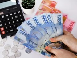Analis, Rupiah Berpotensi Fluktuatif di Tengah Risiko Geopolitik dan Ekonomi AS