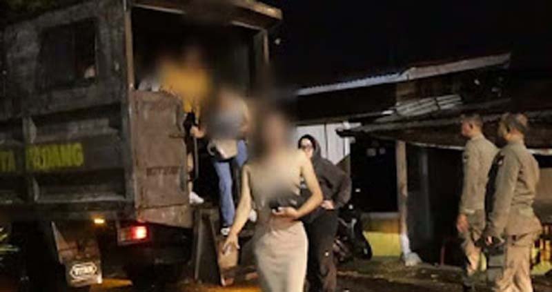 9 Laki-laki dan perempuan diamankan dalam operasi Yustisi di Padang