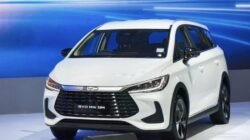 Jarang Dipakai Bisa Bikin Mobil Bermasalah, Ini Penjelasan soal Bensin Basi