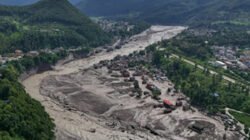 Banjir Himalaya Telan 160 Korban Jiwa
