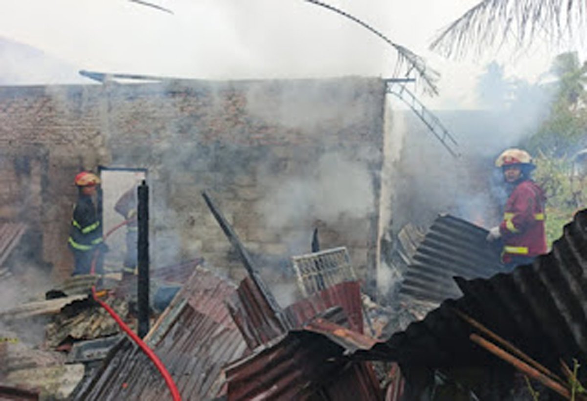 SMP Angkasa Lanud Sutan Sjahrir Padang Terbakar