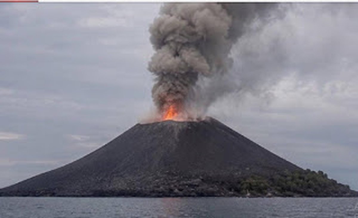 Gunung Anak Krakatau Kembali Erupsi