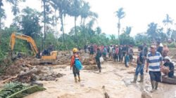 SAR Cari Warga Hilang Akibat Banjir Bandang Pasaman