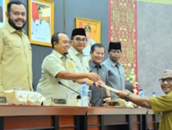 Pemko Padang Usulkan Perubahan Tiga Perda