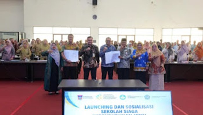 Kegiatan launching dan sosialisasi Sekolah Siaga Kependudukan (SSK).