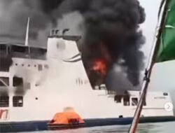 KMP Batu Mandi Terbakar Saat Hendak Sandar di Merak, Penumpang Selamat