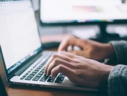 Bingung Cara Screenshot di Laptop? Ini Langkah-Langkahnya