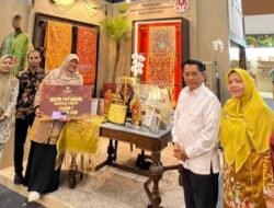 Padang Pariaman Borong 3 Penghargaan KriyaNusa, Sulam Kapalo Samek akan Tampil di Museum Rotterdam
